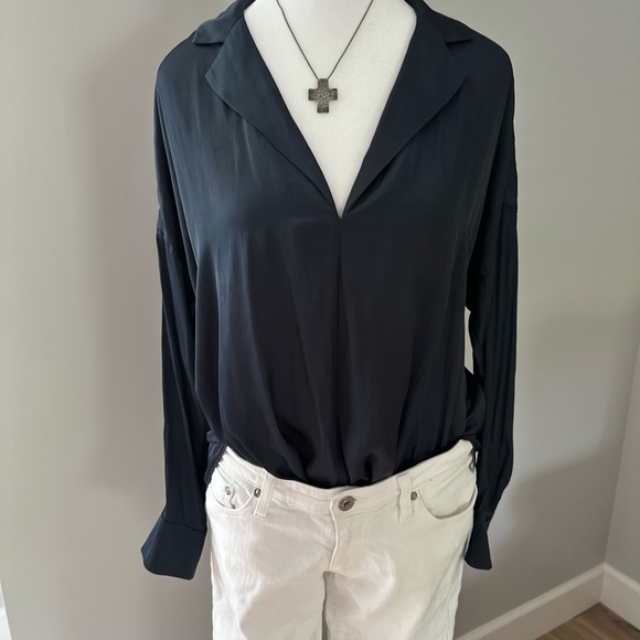Zadig and Voltaire midnight navy blouse. - Picture 2 of 11